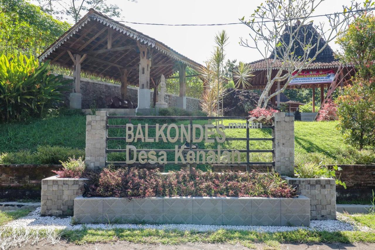 Hotel Balkondes Kenalan Magelang Exteriér fotografie