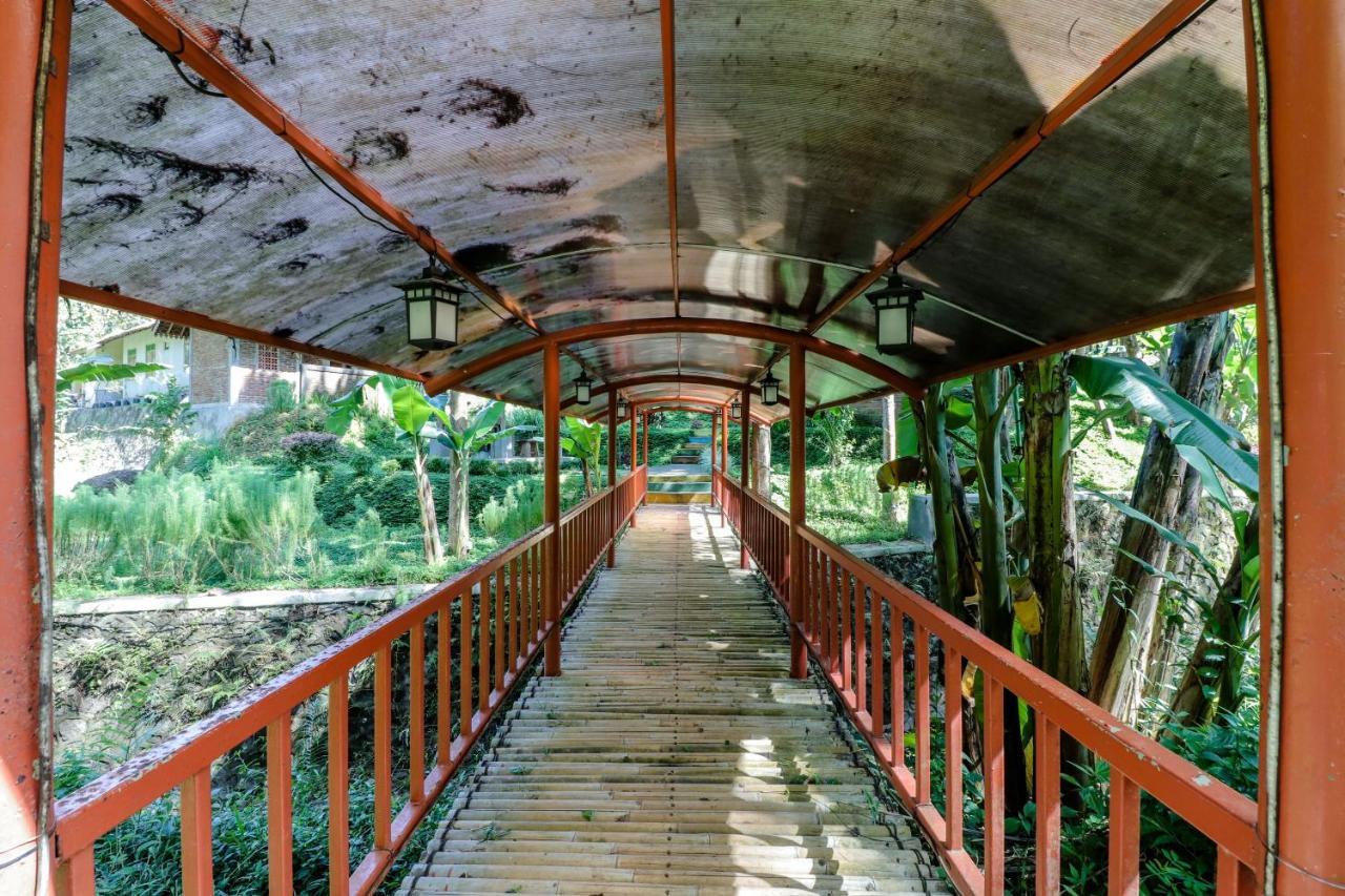 Hotel Balkondes Kenalan Magelang Exteriér fotografie